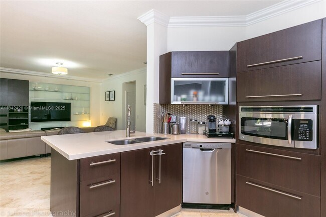 Building Photo - 2564 Jardin Ct