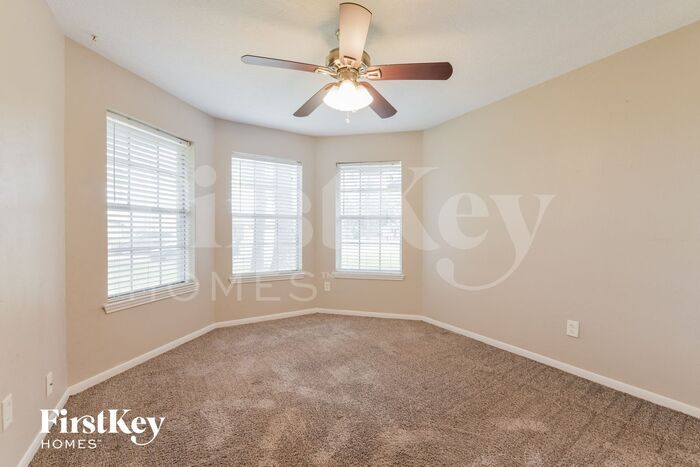 Building Photo - 5030 Maurita Dr