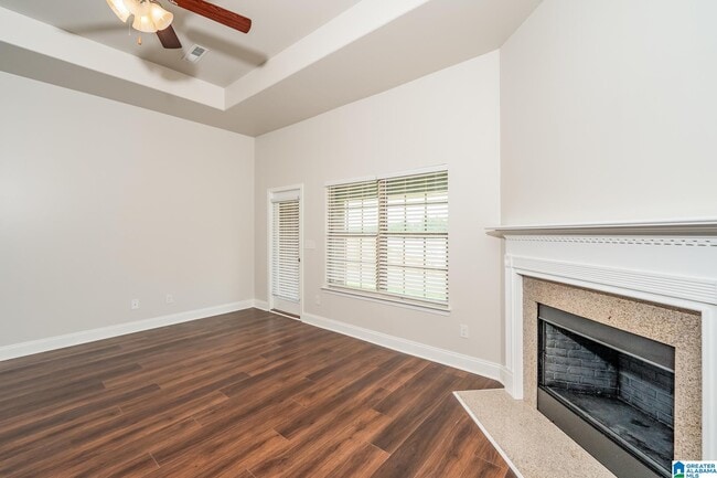 Building Photo - 950 Brookhaven Dr