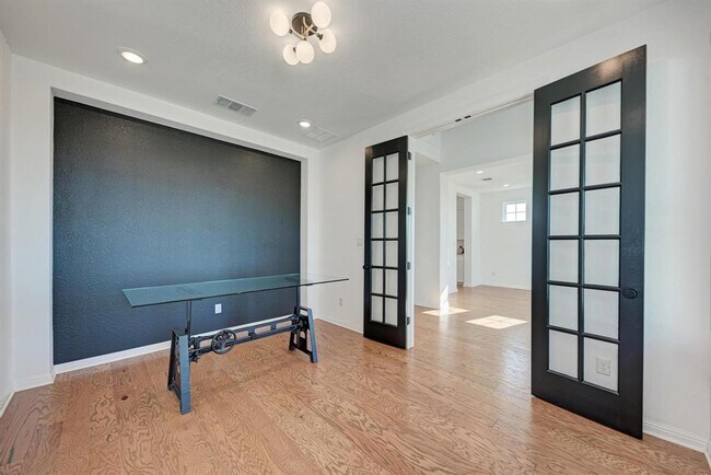 Building Photo - 156 Verdejo Dr