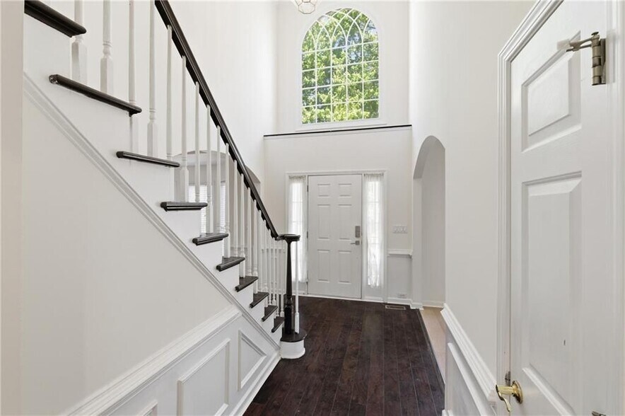 Building Photo - 1702 Clay Brooke Ct SE