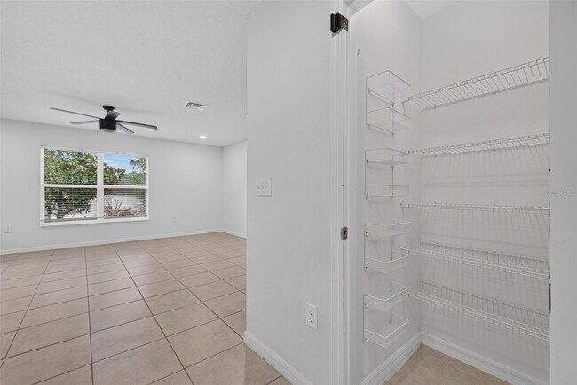 Building Photo - 1097 Augustus Dr