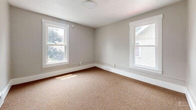 Building Photo - 703 Excelsior Ave