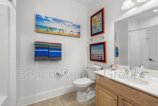 Building Photo - 2180 Waterview Dr