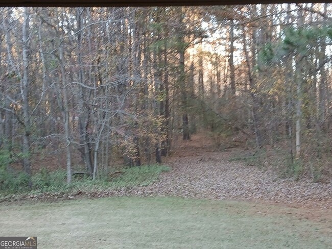 Building Photo - 235 Jenkins Rd