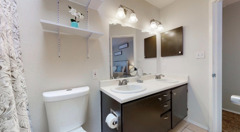 Building Photo - 1744 Blueberry Dr NE