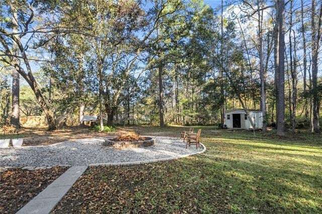 Building Photo - 104 Big Pine Dr