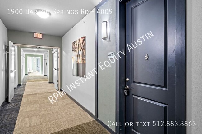 Building Photo - Barton Springs living!