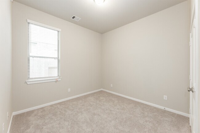 Building Photo - 24219 Tallgrass Mdw Trl