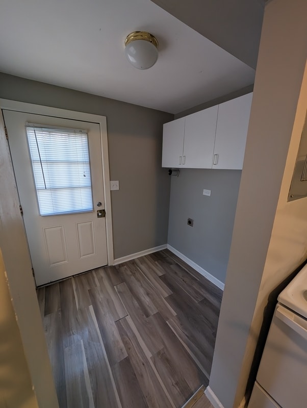 Building Photo - 1033 LaSalle Ave