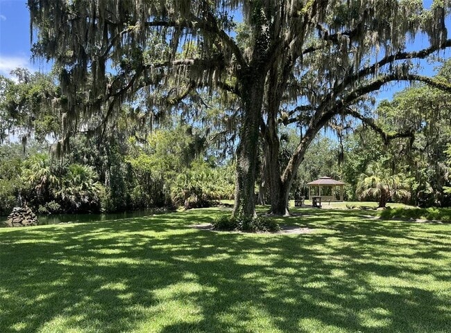 Building Photo - 308 Palm Coast Pkwy NE