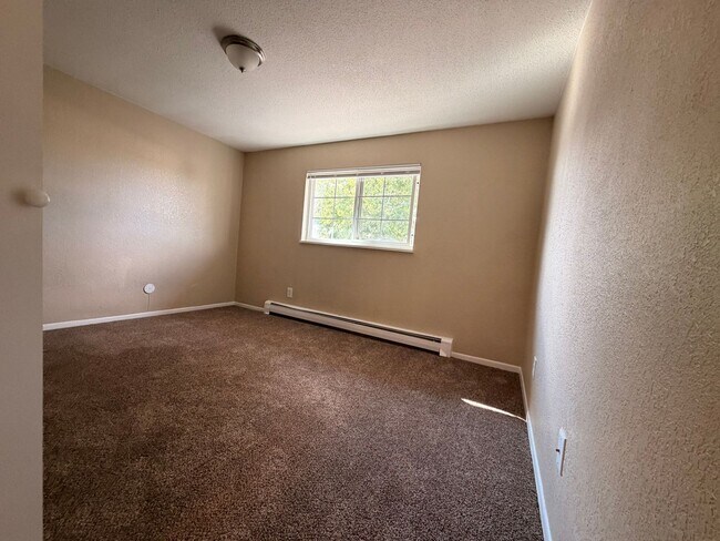 Building Photo - 7080 Alegre Cir