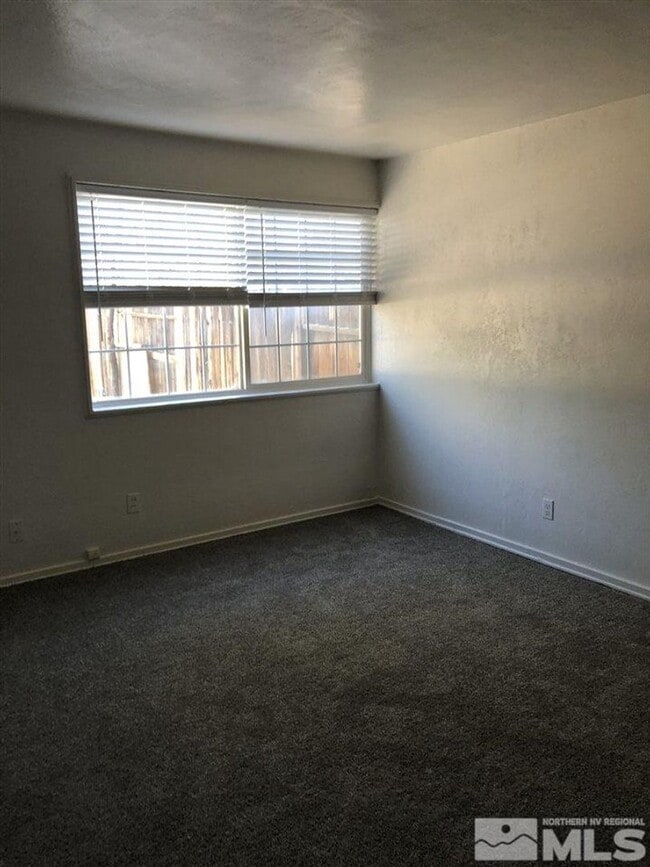 Building Photo - 3 bed/1 bath/1 car garage home for rent in...