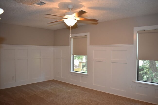 Building Photo - 414 Teal Wood Ln