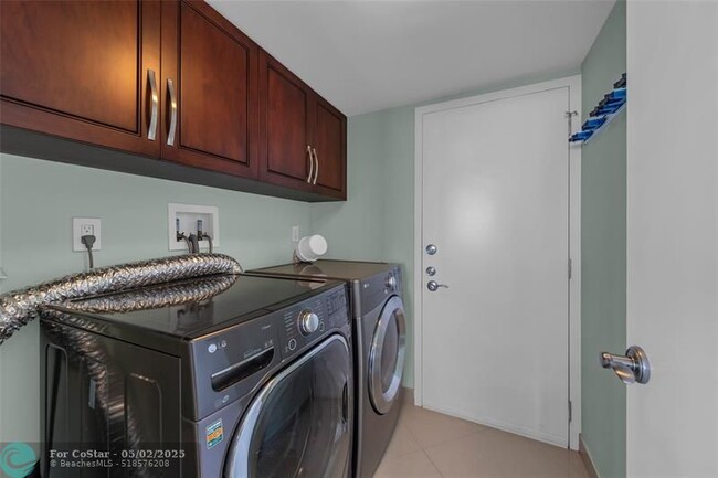 Building Photo - 936 Intracoastal Dr