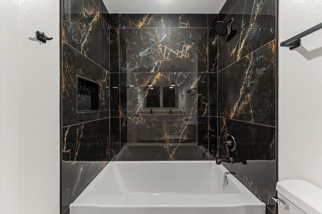 Building Photo - 8605 Amadwe St