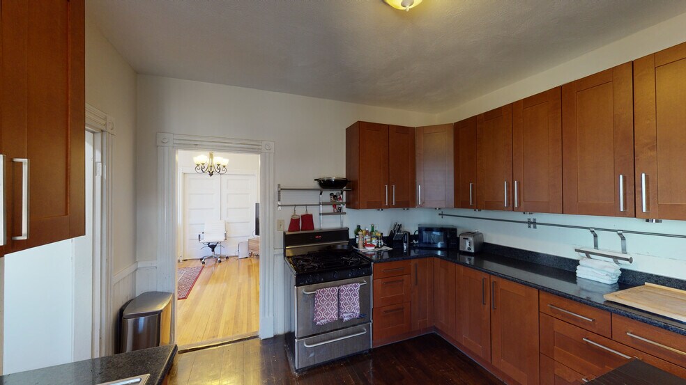 Building Photo - 5 Ashton Pl