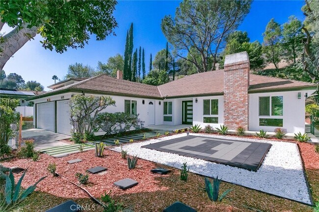 Building Photo - 6419 Valley Cir Terrace