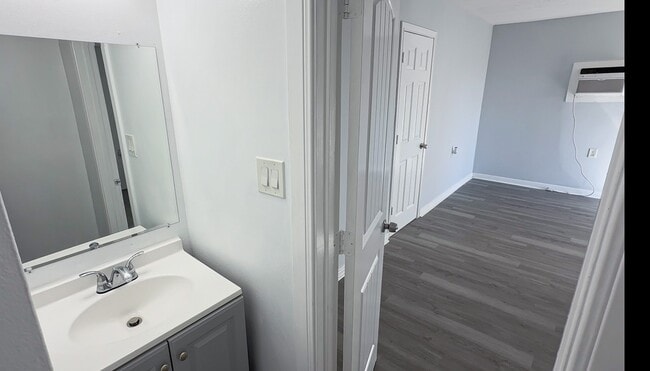 Building Photo - 3115 Havner Ln