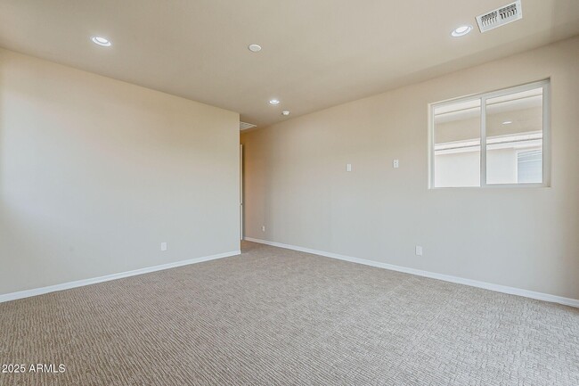 Building Photo - 25221 N 21st Ave