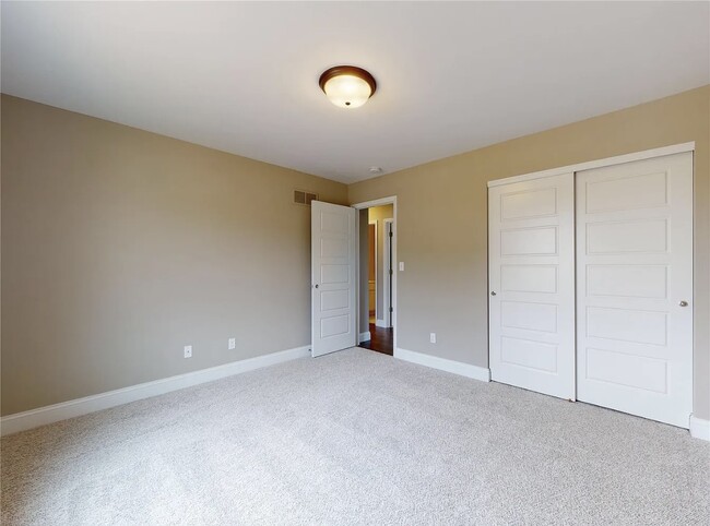Building Photo - 1047 Timber Bluff Dr