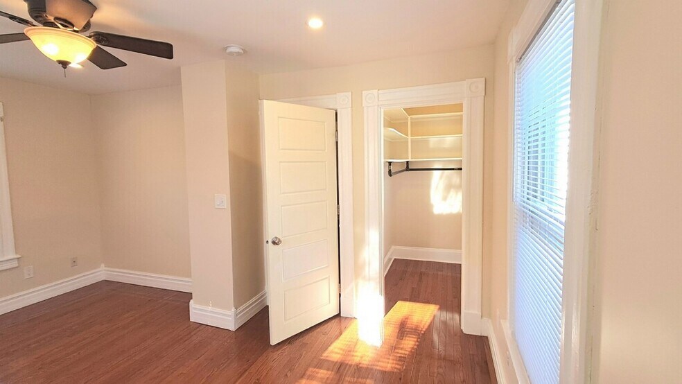 Building Photo - 531 Berkshire Ave