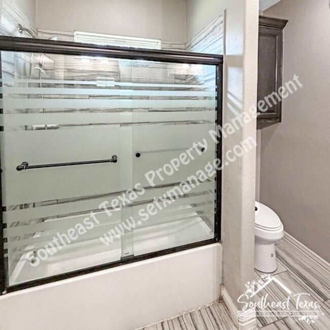 Building Photo - 2424 Ave C