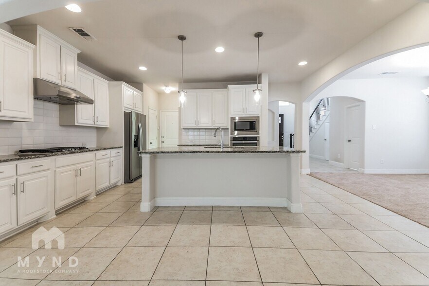 Building Photo - 3301 Damsel Sauvage Ln