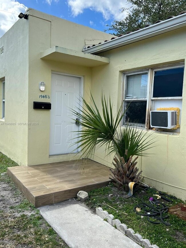 Building Photo - 1948 Fillmore St