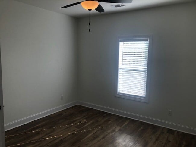 Building Photo - 138 Pritchard Cir