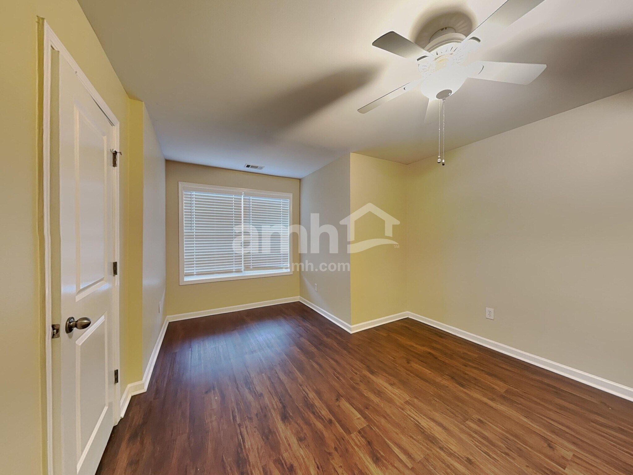 Building Photo - 243 Ascott Ln