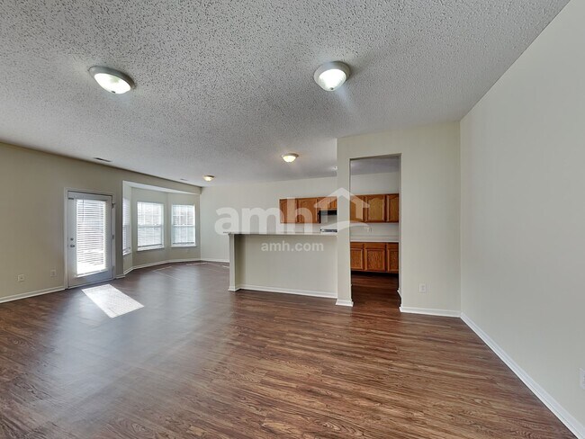 Building Photo - 9931 Lakefield Ln