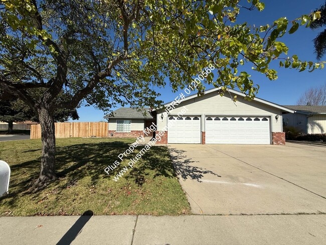 Primary Photo - NE Large Corner Home is Located Near Tunne...