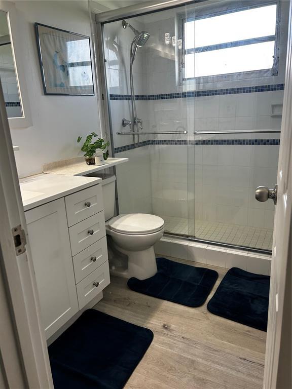 Building Photo - 5059 Live Oak Cir