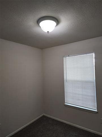 Building Photo - 8114 W Elizabeth Ln