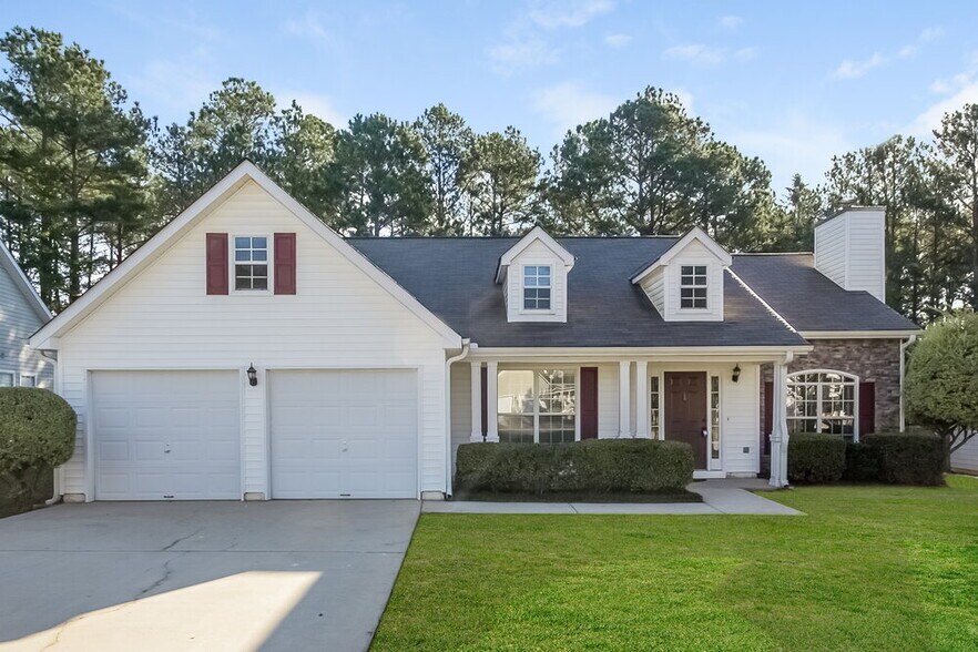 Primary Photo - 310 The Gables Dr