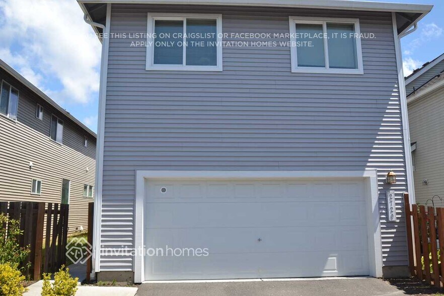 Building Photo - 2720 85th Ave NE