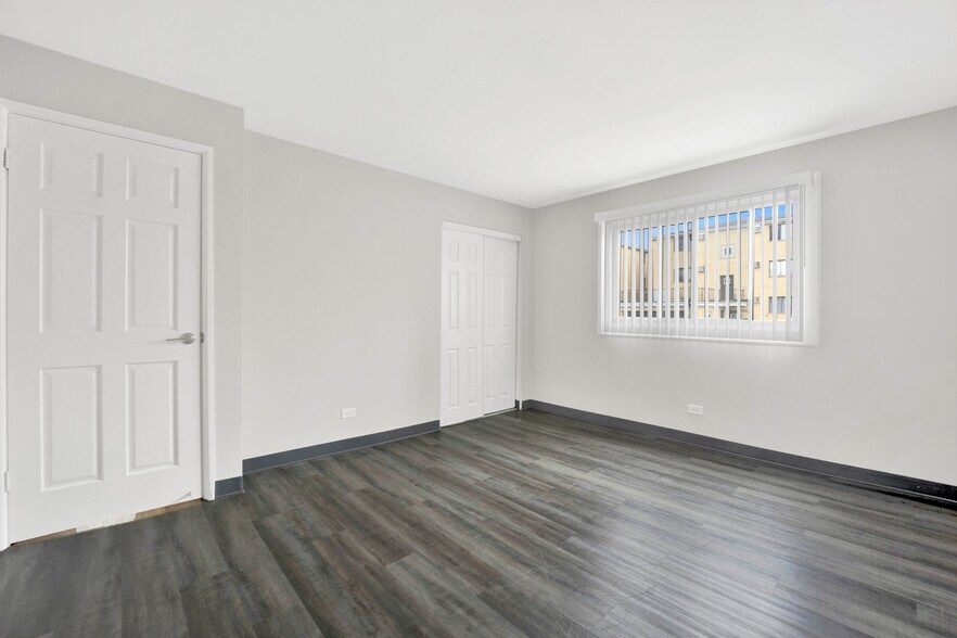 Building Photo - 10339 McVicker Ave