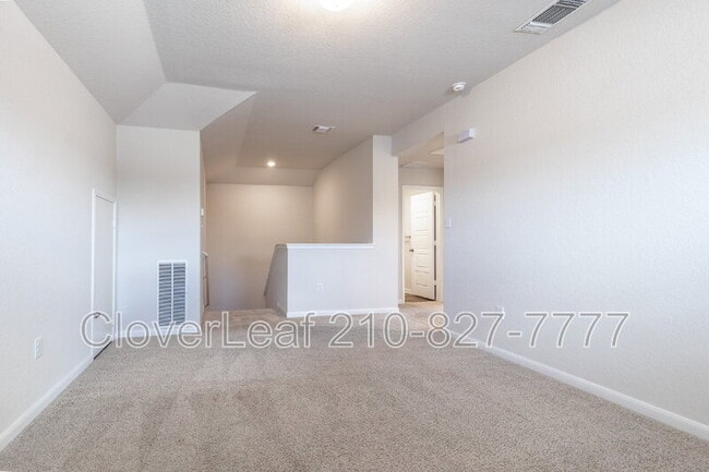 Building Photo - 2126 Silver Maple