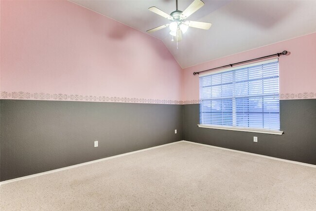 Building Photo - 1331 Capstan Dr
