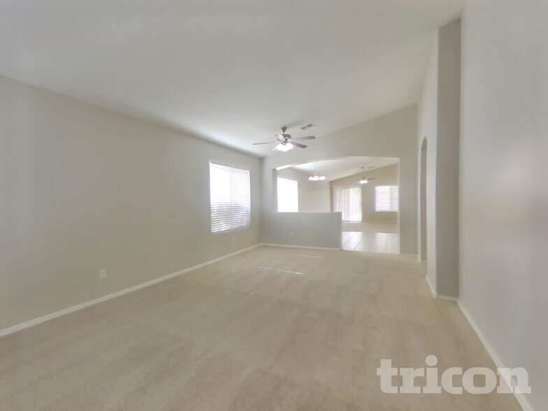 Building Photo - 13227 W Port Au Prince Ln