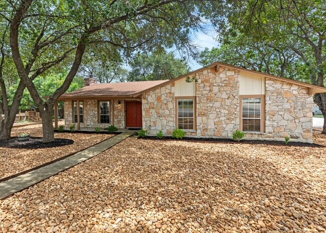 Building Photo - Move-In Ready Contemporary Gem on Treed Co...
