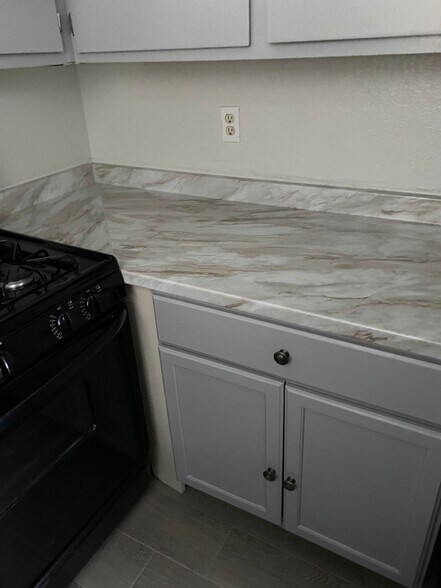 KITCHEN - 2629 Red Sails Dr