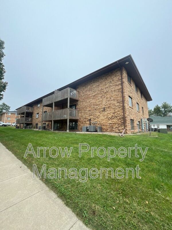 Building Photo - 2323 T St