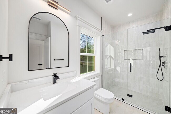 Building Photo - 3784 Pine Needle Dr NW