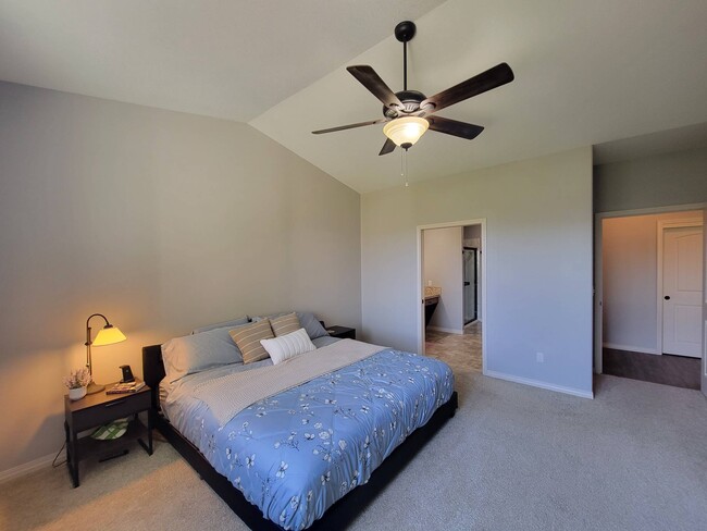 Building Photo - 2460 Bramasole Dr Way