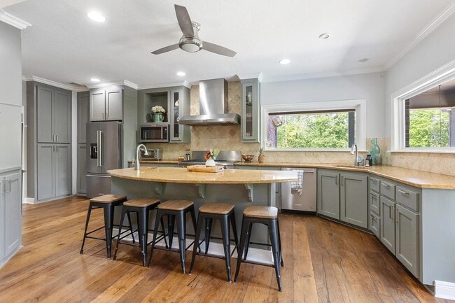 Building Photo - 104 Heartwood