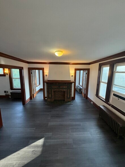 Building Photo - 56 Chapman Pl