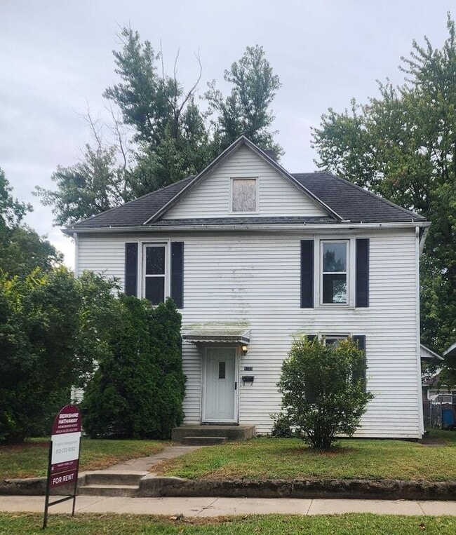 Building Photo - 2 Bedroom with a Bonus Room Close to Union...