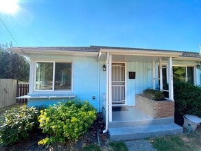 Building Photo - Dudley 3502-3504#